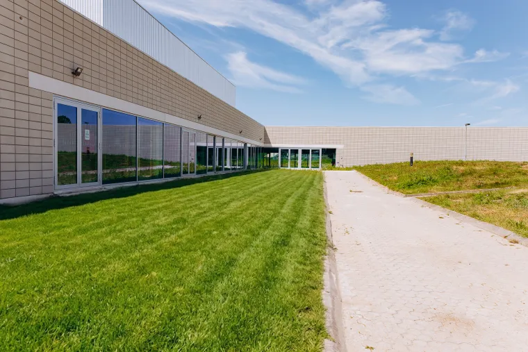 Chantier de peronnes hall sportif
